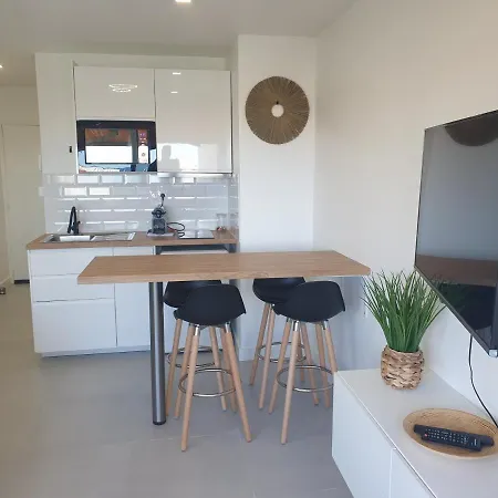 Apartment Bord De Climatise